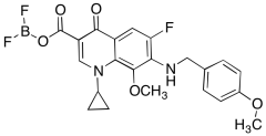 1-Cyclopropyl-3-(((difluoroboryl)oxy)carbonyl)-6-fluoro-8-methoxy-7-((4-methoxybenzyl)amin