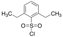 2,6-Diethylbenzene-1-sulfonyl Chloride