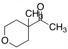 1-(4-Methyloxan-4-yl)ethan-1-one