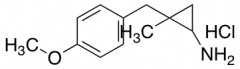 2-[(4-methoxyphenyl)methyl]-2-methylcyclopropan-1-amine hydrochloride